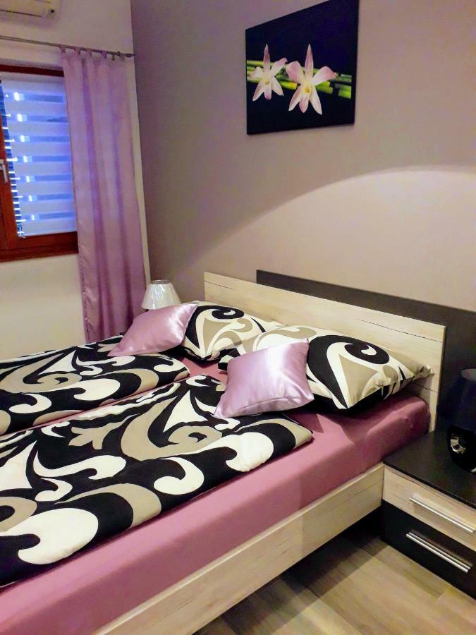 Apartment Klaudio Сень Экстерьер фото
