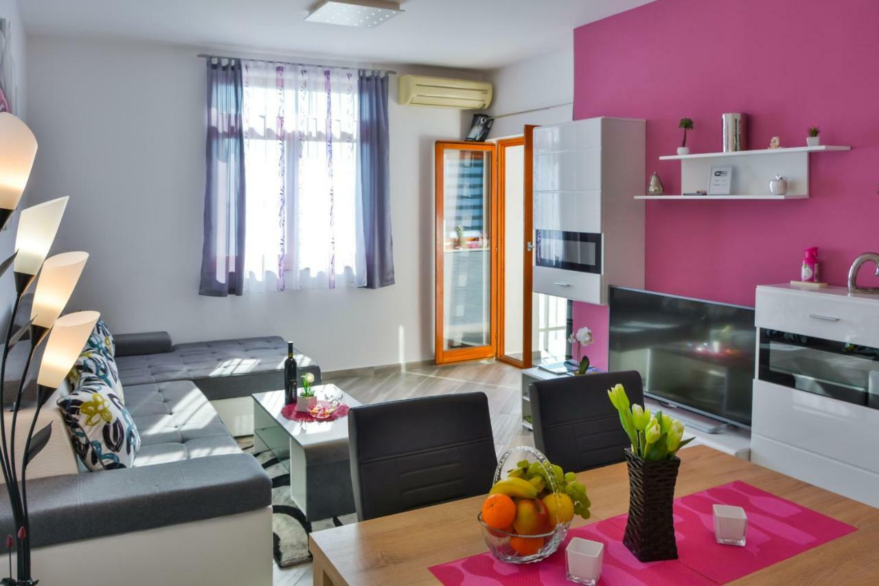Apartment Klaudio Сень Экстерьер фото